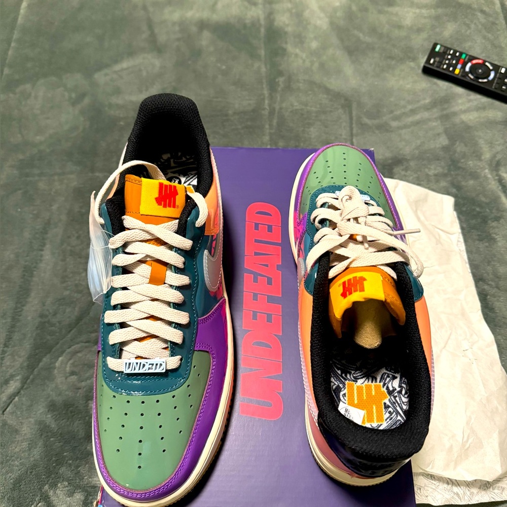 BNIB Nike Undefeated Men’s 9.5 AF1 Low